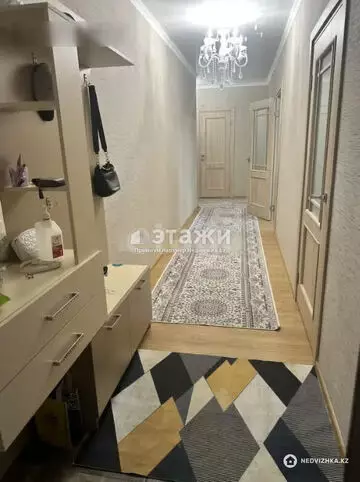 3-комнатная квартира, этаж 2 из 12, 83 м²