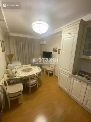 4-комнатная квартира, этаж 9 из 9, 146 м²