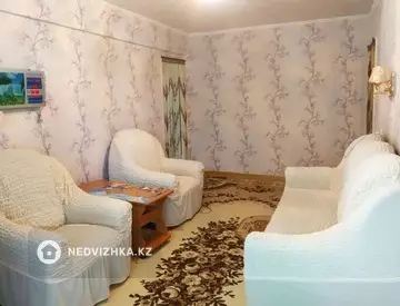 3-комнатная квартира, этаж 2 из 5, 60 м²