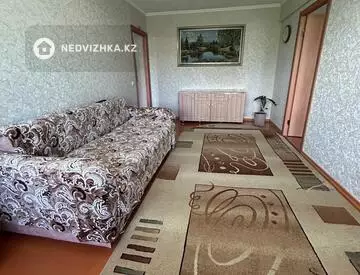 3-комнатная квартира, этаж 4 из 5, 59 м²