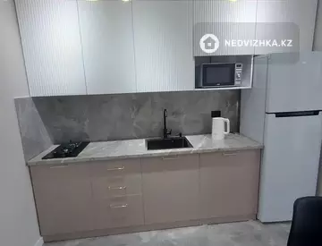 40 м², 1-комнатная квартира, этаж 4 из 9, 40 м², посуточно, изображение - 8