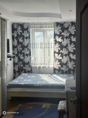 3-комнатная квартира, этаж 4 из 5, 59 м²