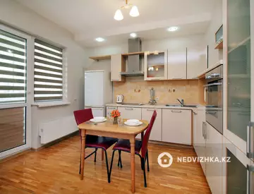 50 м², 1-комнатная квартира, этаж 10 из 25, 50 м², посуточно, изображение - 11