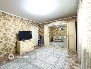 61.5 м², 2-комнатная квартира, этаж 2 из 9, 62 м², изображение - 2