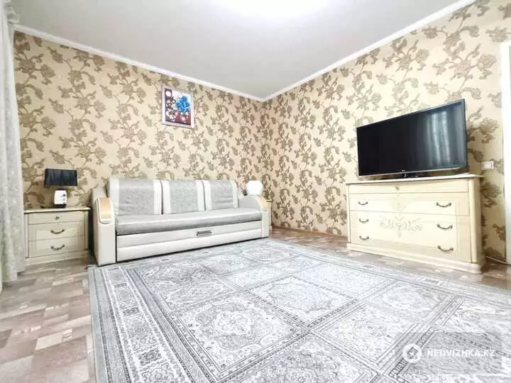 61.5 м², 2-комнатная квартира, этаж 2 из 9, 62 м², изображение - 1