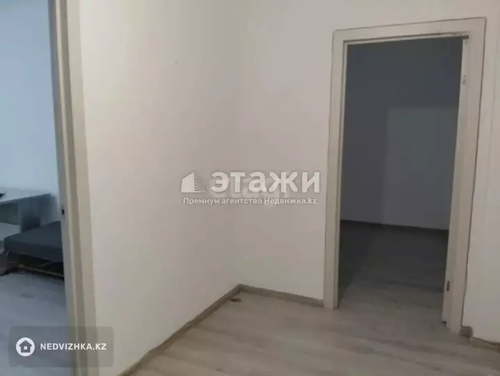 64 м², 2-комнатная квартира, этаж 2 из 13, 64 м², изображение - 1