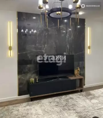 103 м², 4-комнатная квартира, этаж 4 из 8, 103 м², изображение - 0