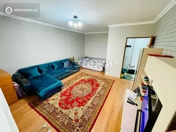 1-комнатная квартира, этаж 8 из 16, 40 м²