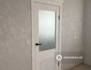 2-комнатная квартира, этаж 3 из 5, 52 м²