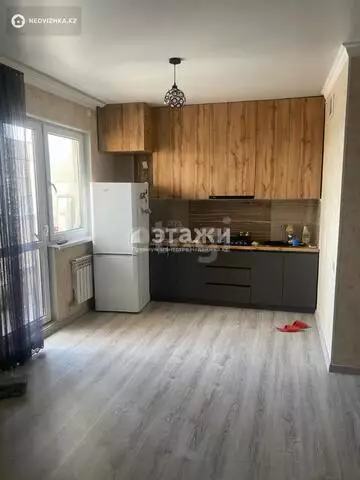 2-комнатная квартира, этаж 8 из 10, 45 м²