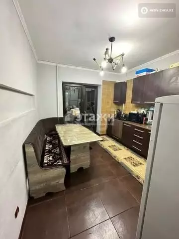 3-комнатная квартира, этаж 3 из 5, 72 м²