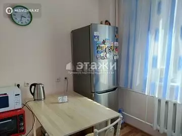 2-комнатная квартира, этаж 2 из 10, 52 м²