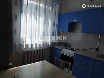 2-комнатная квартира, этаж 2 из 10, 52 м²