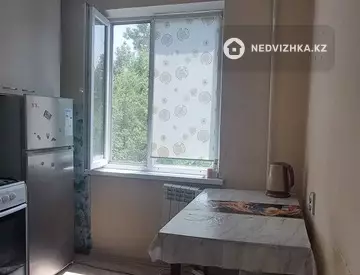 2-комнатная квартира, этаж 4 из 5, 43 м²