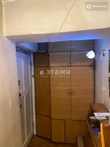 2-комнатная квартира, этаж 4 из 4, 42 м²