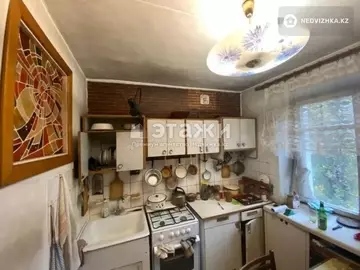 2-комнатная квартира, этаж 4 из 4, 42 м²