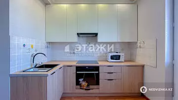 3-комнатная квартира, этаж 10 из 16, 85 м², на длительный срок