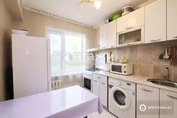 3-комнатная квартира, этаж 4 из 4, 54 м²
