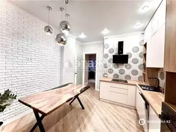 89 м², 3-комнатная квартира, этаж 8 из 10, 89 м², изображение - 1