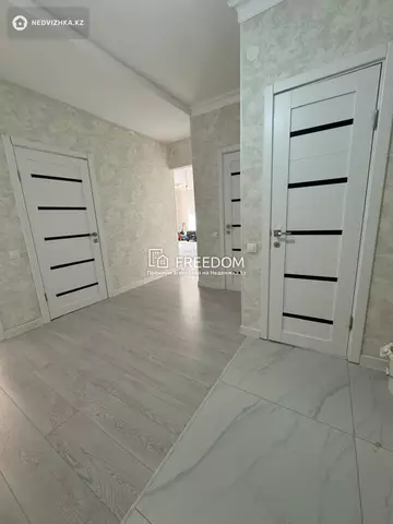 2-комнатная квартира, этаж 12 из 13, 70 м²