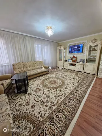 3-комнатная квартира, этаж 6 из 10, 85 м²