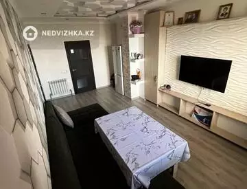 3-комнатная квартира, этаж 6 из 10, 57 м²