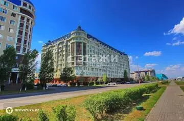 2-комнатная квартира, этаж 2 из 10, 107 м²