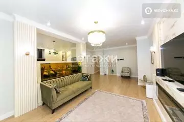 5-комнатная квартира, этаж 3 из 11, 170 м²