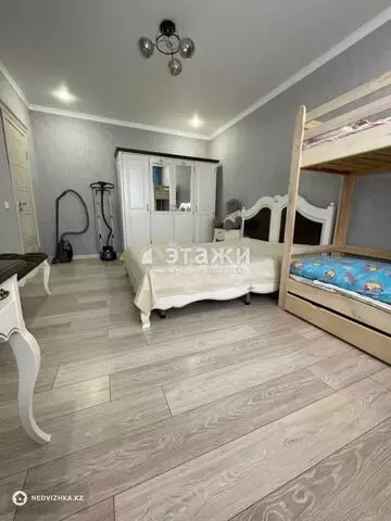 80.4 м², 2-комнатная квартира, этаж 2 из 10, 80 м², изображение - 4