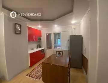 3-комнатная квартира, этаж 1 из 9, 77 м²