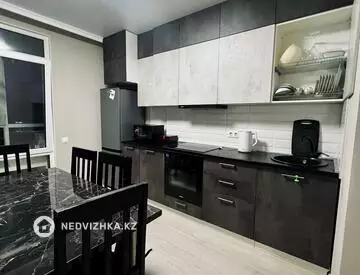 1-комнатная квартира, этаж 6 из 12, 49 м²