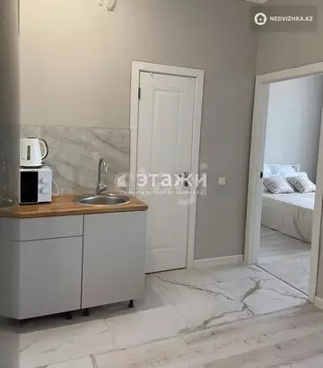 2-комнатная квартира, этаж 12 из 14, 42 м²