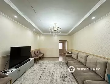 70 м², 2-комнатная квартира, этаж 12 из 13, 70 м², изображение - 1