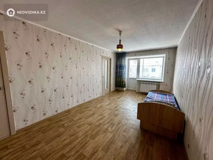 57 м², 3-комнатная квартира, этаж 4 из 4, 57 м², изображение - 1