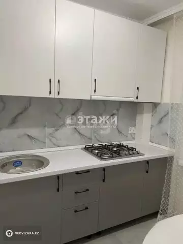 2-комнатная квартира, этаж 3 из 5, 43 м²