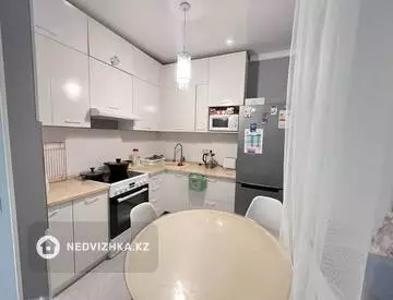 2-комнатная квартира, этаж 4 из 9, 58 м²