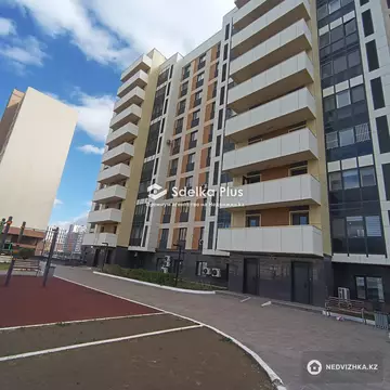 3-комнатная квартира, этаж 4 из 10, 87 м²