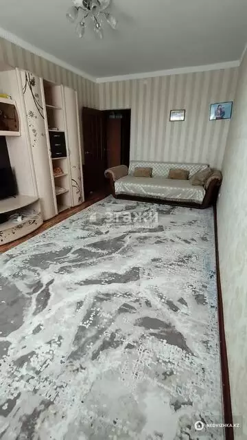 1-комнатная квартира, этаж 11 из 25, 40 м²