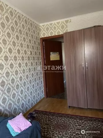 3-комнатная квартира, этаж 2 из 5, 62 м², на длительный срок