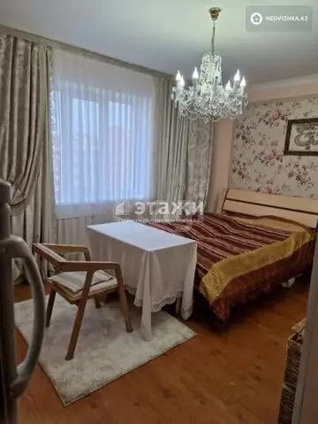 3-комнатная квартира, этаж 9 из 10, 104 м²