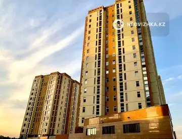 2-комнатная квартира, этаж 4 из 15, 51 м²