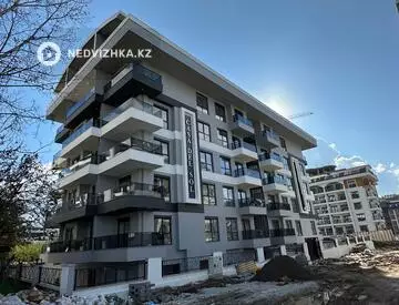 2-комнатная квартира, этаж 2 из 5, 55 м²