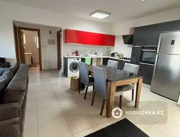 90 м², 2-комнатная квартира, этаж 1 из 3, 90 м², изображение - 8