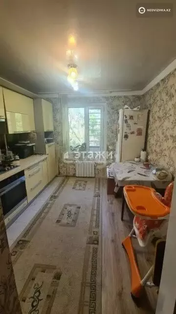 70 м², 3-комнатная квартира, этаж 3 из 5, 70 м², изображение - 2