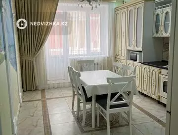 3-комнатная квартира, этаж 4 из 5, 110 м²