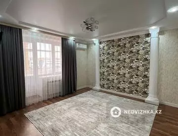 3-комнатная квартира, этаж 4 из 5, 110 м²