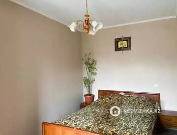 2-комнатная квартира, этаж 3 из 4, 45 м²