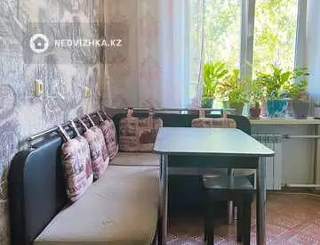 2-комнатная квартира, этаж 3 из 4, 84 м²