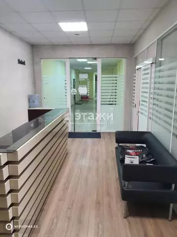 Офисное помещение, этаж 2 из 19, 90 м²