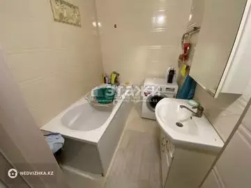 3-комнатная квартира, этаж 12 из 12, 103 м²